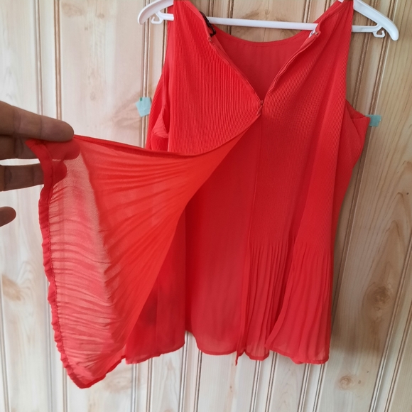 CUTE coral sleeveless blouse - Picture 7 of 16